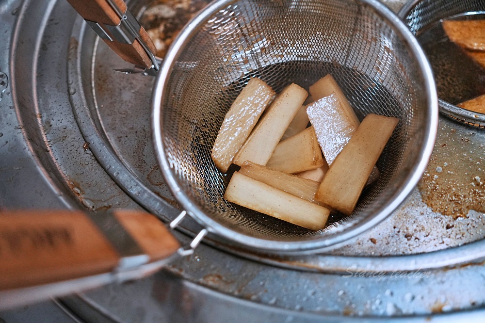九添福牛肉麵,超扯無敵肉量大碗公牛肉麵超滿足(米其林必比登推薦) 九添福牛肉麵,超扯無敵肉量大碗公牛肉麵超滿足(米其林必比登推薦)