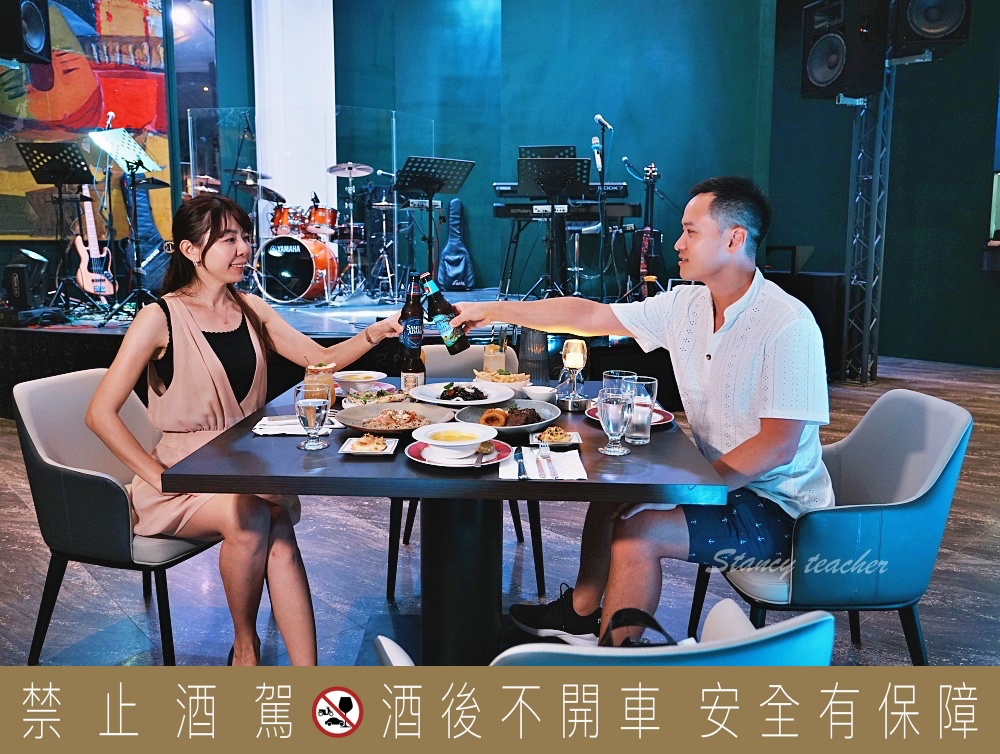8+9吧食酒音樂餐廳-台中新開幕餐酒館百款異國精釀啤酒升降伸展台全景VIP包廂太酷炫