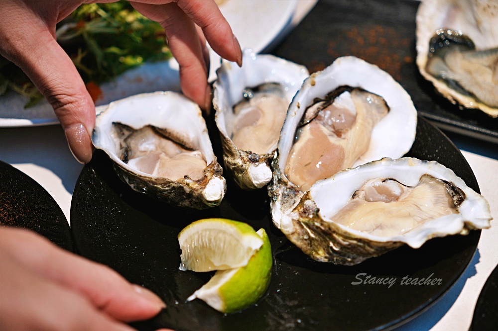 大安區活體生蠔專賣店「She’ll Oyster bar 敘 」活體廣島生蠔法國吉拉朵超霸氣生蠔塔全吃得到