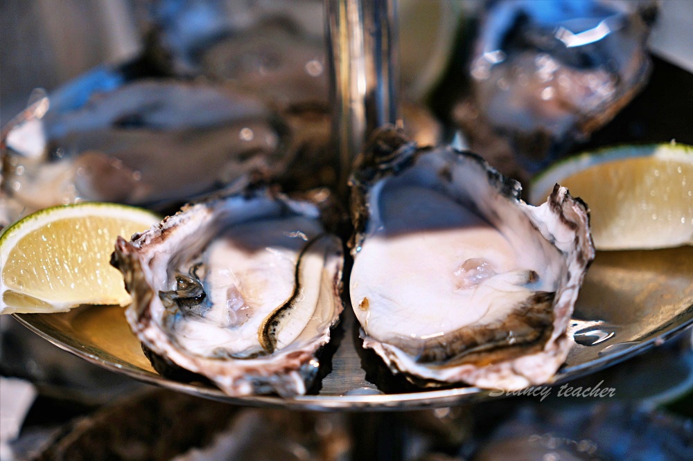 大安區活體生蠔專賣店「She’ll Oyster bar 敘 」活體廣島生蠔法國吉拉朵超霸氣生蠔塔全吃得到