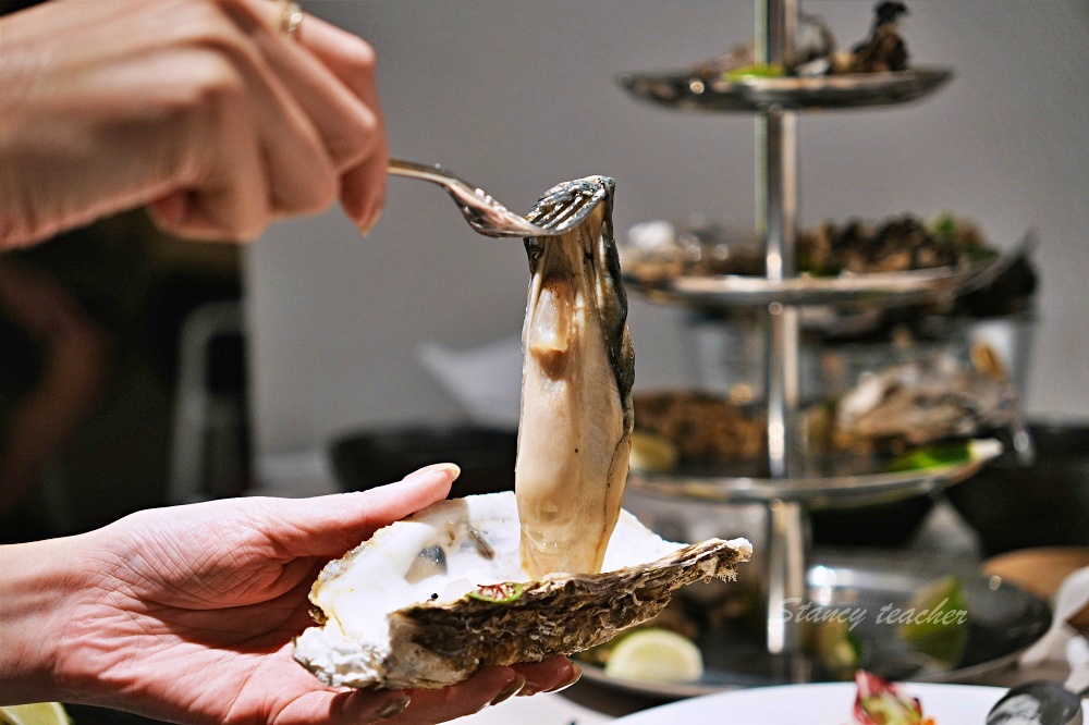 大安區活體生蠔專賣店「She’ll Oyster bar 敘 」活體廣島生蠔法國吉拉朵超霸氣生蠔塔全吃得到