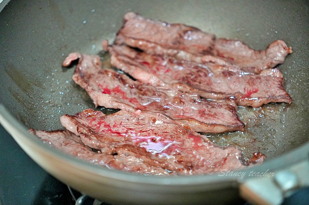 扒扒飯最容易下飯的“辣椒醬”聯名蠟筆小新超萌Q涮嘴雙椒醬必吃 扒扒飯最容易下飯的“辣椒醬”聯名蠟筆小新超萌Q涮嘴雙椒醬必吃