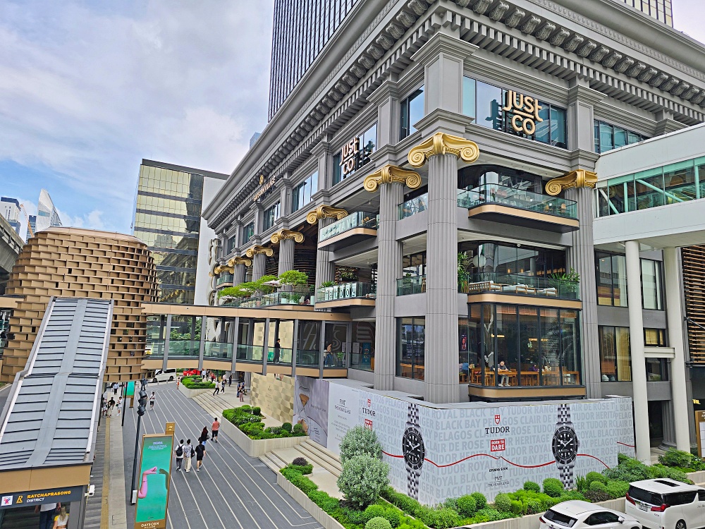 曼谷四面佛附近飯店推薦「Grand Hyatt Erawan Bangkok 愛侶灣君悅飯店」BTS 奇隆站空橋直達 曼谷四面佛附近飯店推薦「Grand Hyatt Erawan Bangkok 愛侶灣君悅飯店」BTS 奇隆站空橋直達