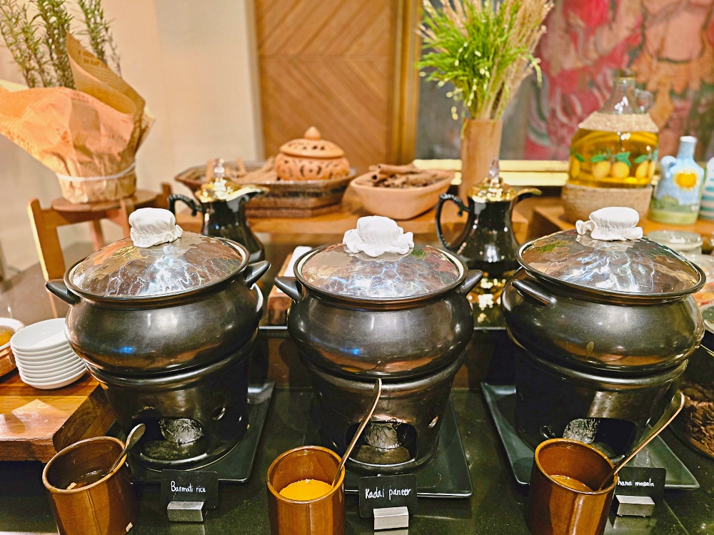 曼谷四面佛附近飯店推薦「Grand Hyatt Erawan Bangkok 愛侶灣君悅飯店」BTS 奇隆站空橋直達