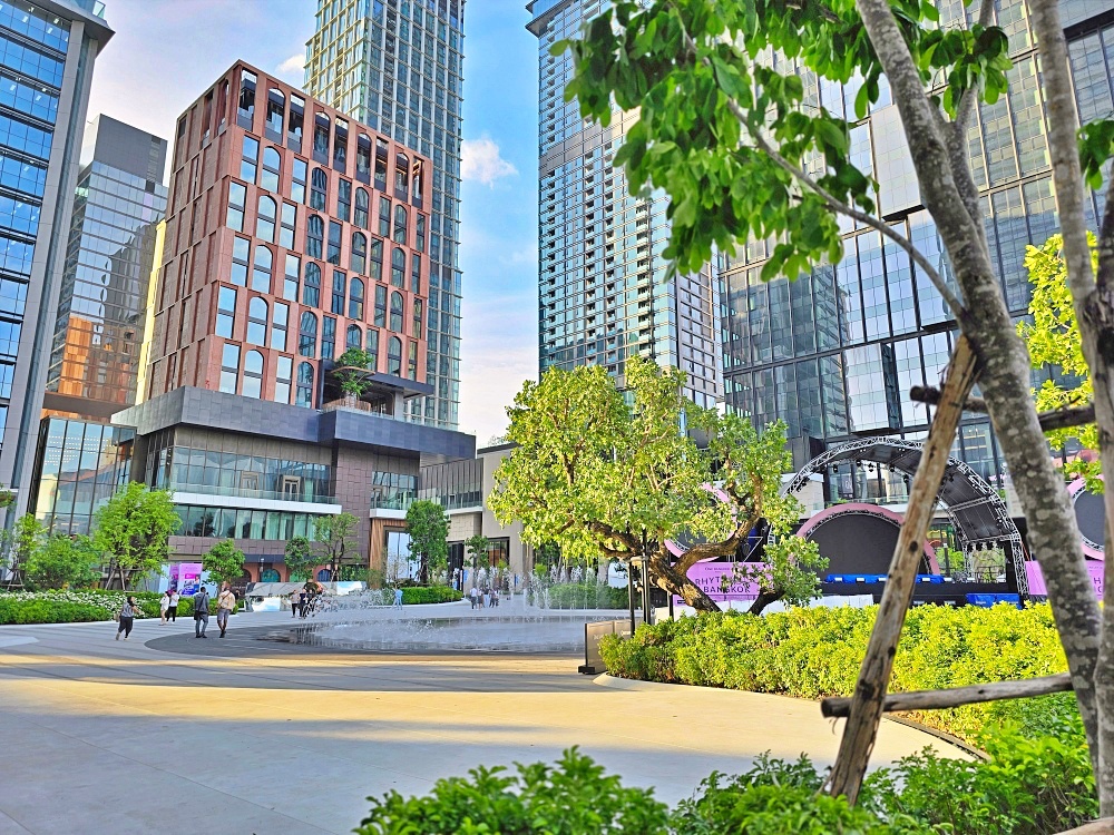 曼谷新開幕百貨商場「One Bangkok」超美星巴克泰國SARAPAD THAI 伴手禮買不完 曼谷新開幕百貨商場「One Bangkok」超美星巴克泰國SARAPAD THAI 伴手禮買不完