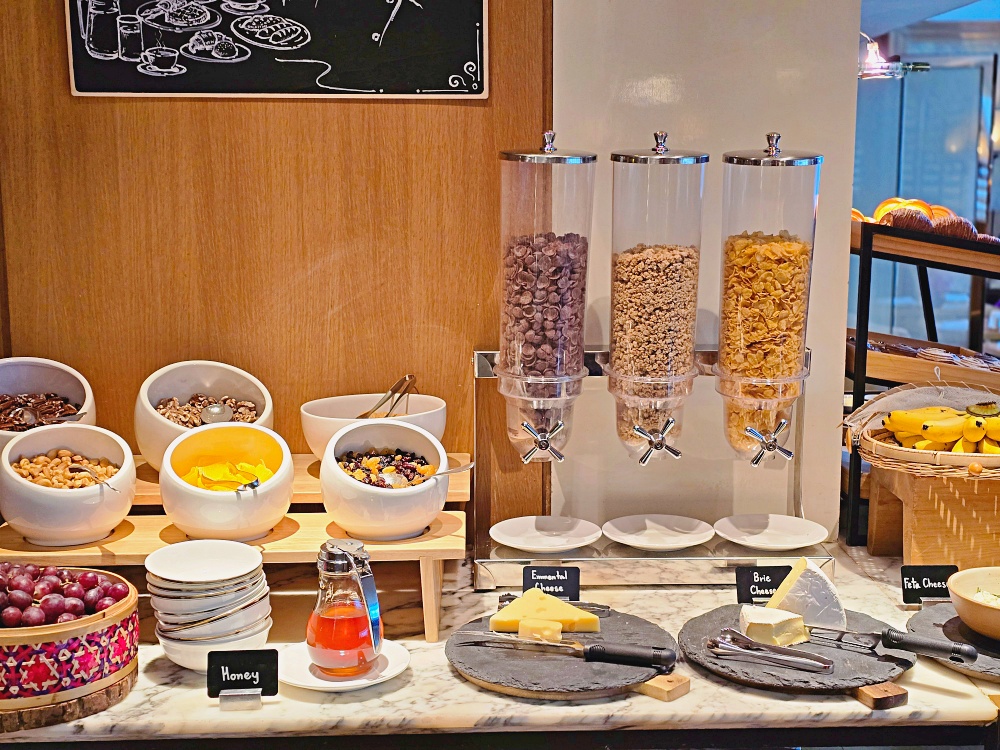 曼谷四面佛附近飯店推薦「Grand Hyatt Erawan Bangkok 愛侶灣君悅飯店」BTS 奇隆站空橋直達 曼谷四面佛附近飯店推薦「Grand Hyatt Erawan Bangkok 愛侶灣君悅飯店」BTS 奇隆站空橋直達