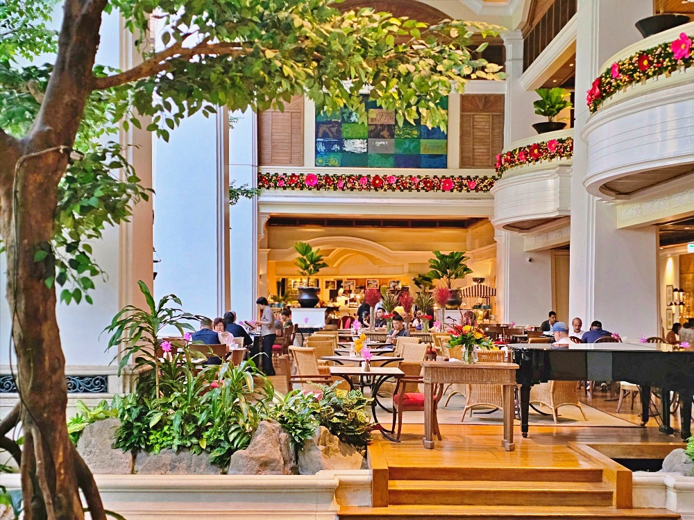 曼谷四面佛附近飯店推薦「Grand Hyatt Erawan Bangkok 愛侶灣君悅飯店」BTS 奇隆站空橋直達