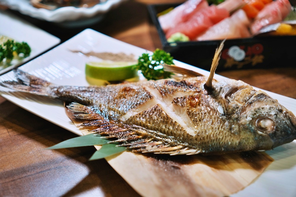 板橋生魚片推薦「大家樂鮮魚舖」江子翠捷運日本料理炙燒星鰻飯超威