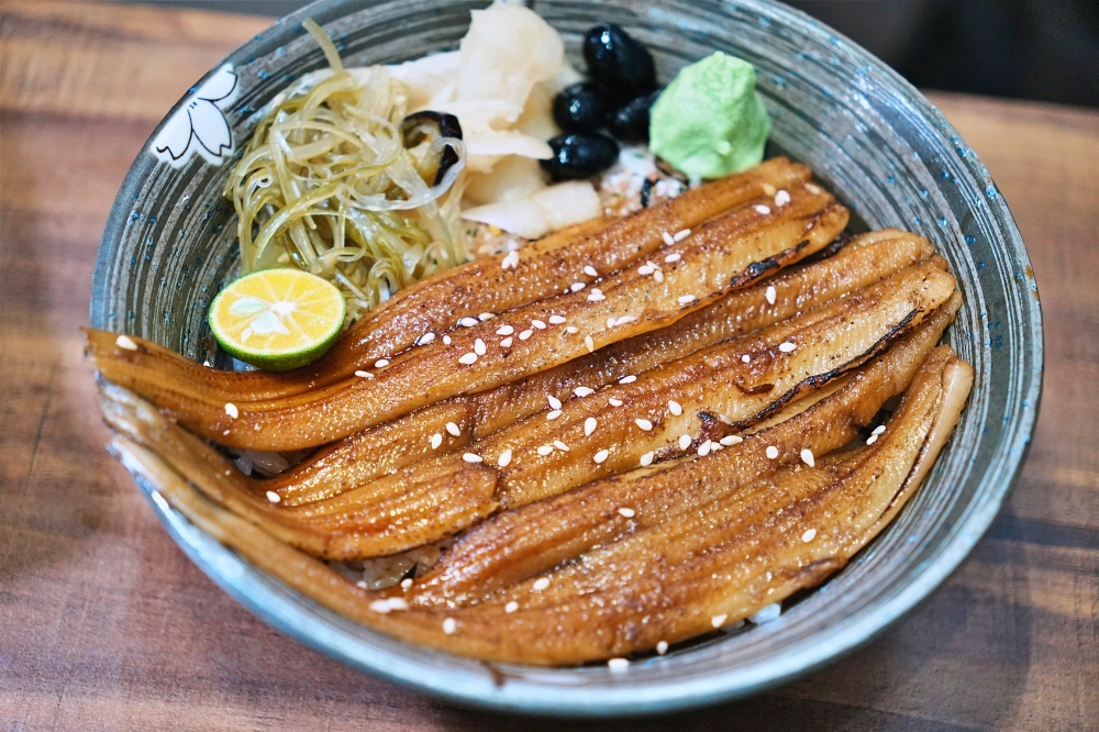 板橋生魚片推薦「大家樂鮮魚舖」江子翠捷運日本料理炙燒星鰻飯超威