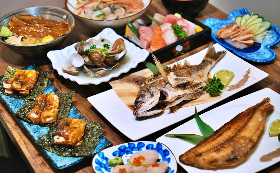 板橋生魚片「大家樂鮮魚舖」華江黃昏市場生魚片丼飯內用鮮魚湯免費喝