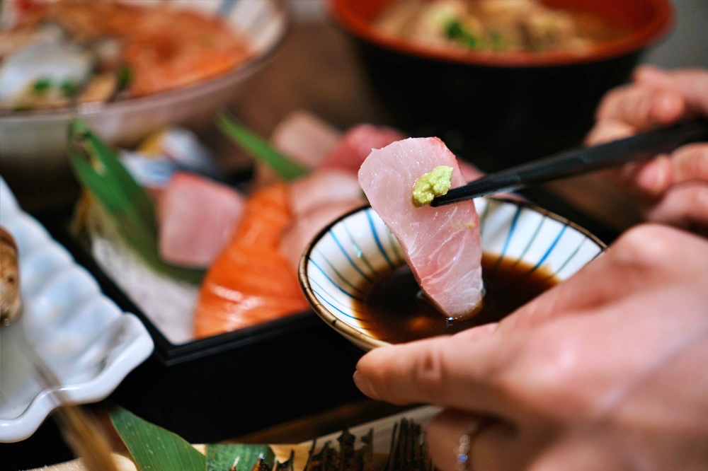 板橋生魚片推薦「大家樂鮮魚舖」江子翠捷運日本料理炙燒星鰻飯超威 板橋生魚片推薦「大家樂鮮魚舖」江子翠捷運日本料理炙燒星鰻飯超威