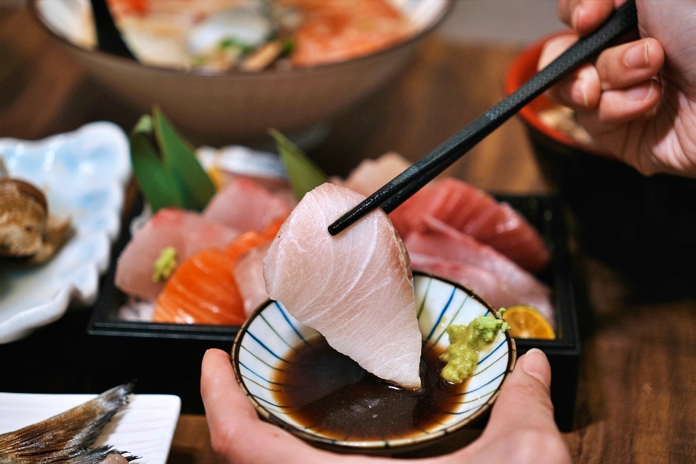 板橋生魚片推薦「大家樂鮮魚舖」江子翠捷運日本料理炙燒星鰻飯超威 板橋生魚片推薦「大家樂鮮魚舖」江子翠捷運日本料理炙燒星鰻飯超威