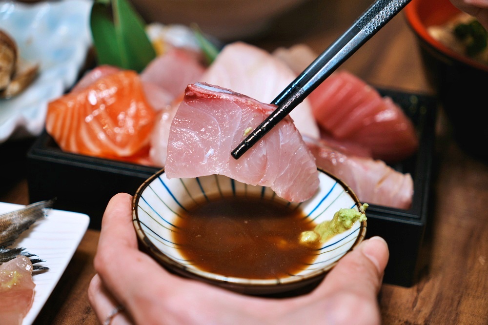 板橋生魚片推薦「大家樂鮮魚舖」江子翠捷運日本料理炙燒星鰻飯超威 板橋生魚片推薦「大家樂鮮魚舖」江子翠捷運日本料理炙燒星鰻飯超威