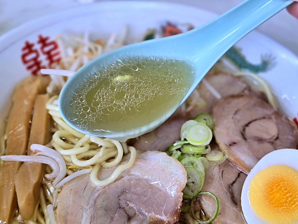 鳥取必吃牛骨拉麵推薦「香味德由良店」老字號的濃郁風味免費漫畫隨你看