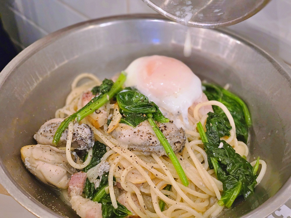 京站百貨美食街「BEPPIN PASTA EXPRESS」季節限定廣島牡蠣義大利麵