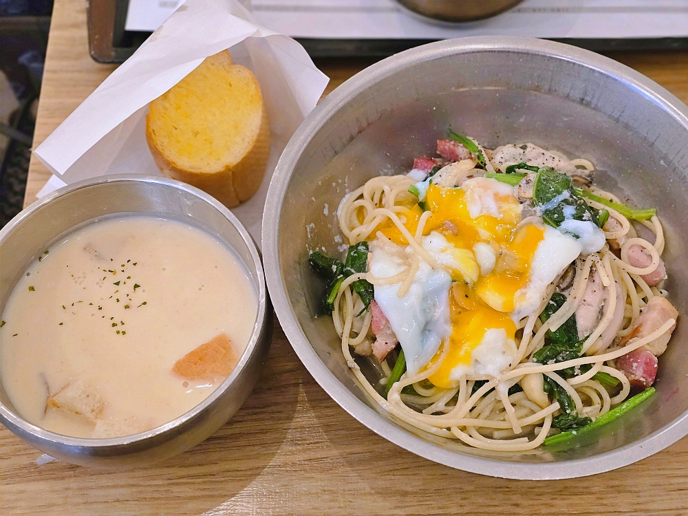 京站百貨美食街「BEPPIN PASTA EXPRESS」季節限定廣島牡蠣義大利麵