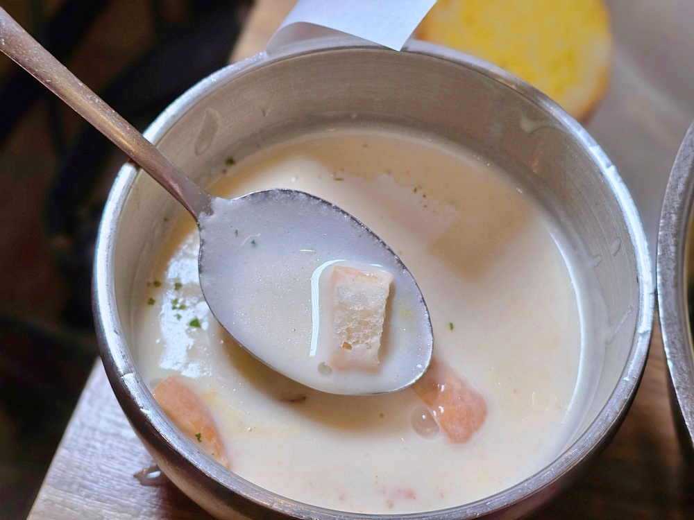 京站百貨美食街「BEPPIN PASTA EXPRESS」季節限定廣島牡蠣義大利麵