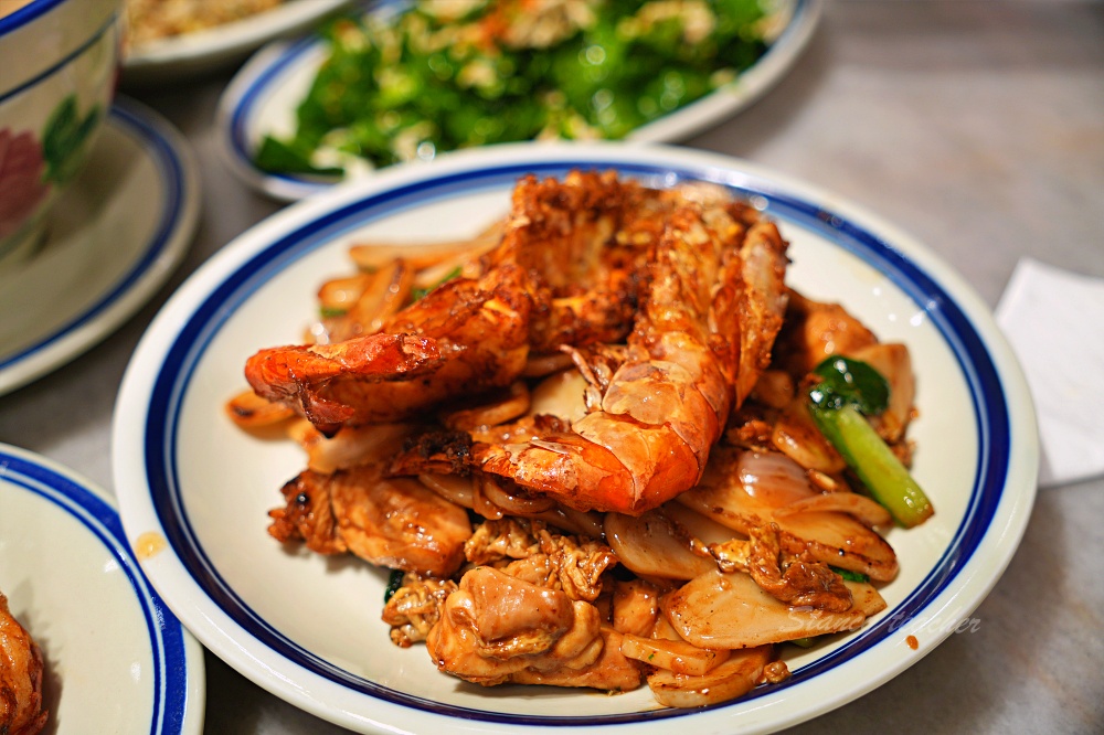 沙巴亞庇必訪美食｜三品鱻手工點心與特色餐飲槽菜炒飯福州魚麵太鮮美好味