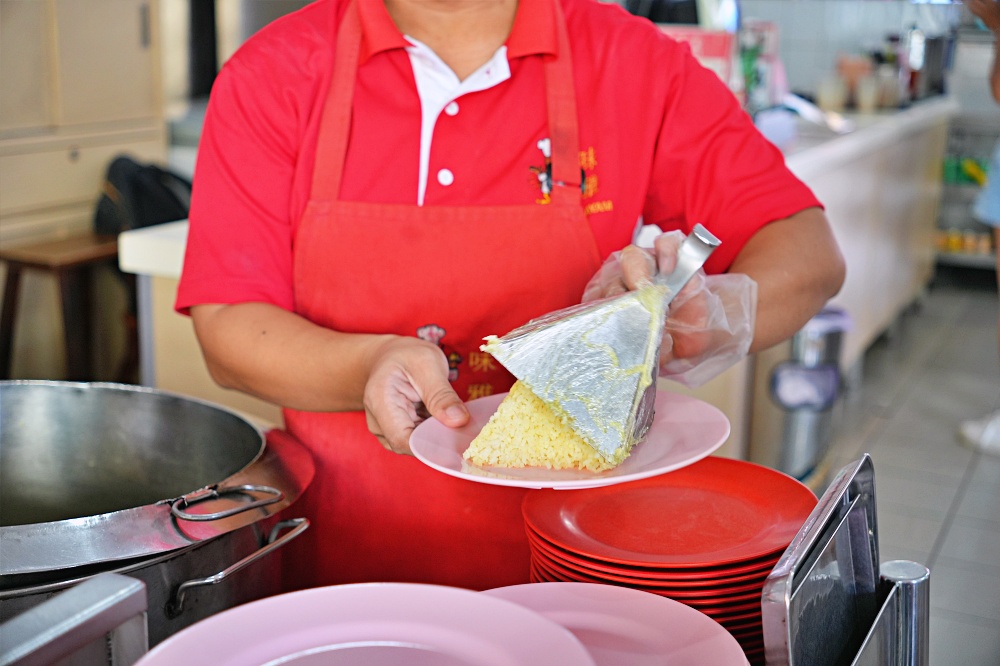 沙巴必吃美食「味雅海南飯茶餐室」海南雞油飯小孩大愛脆皮豬是亮點～