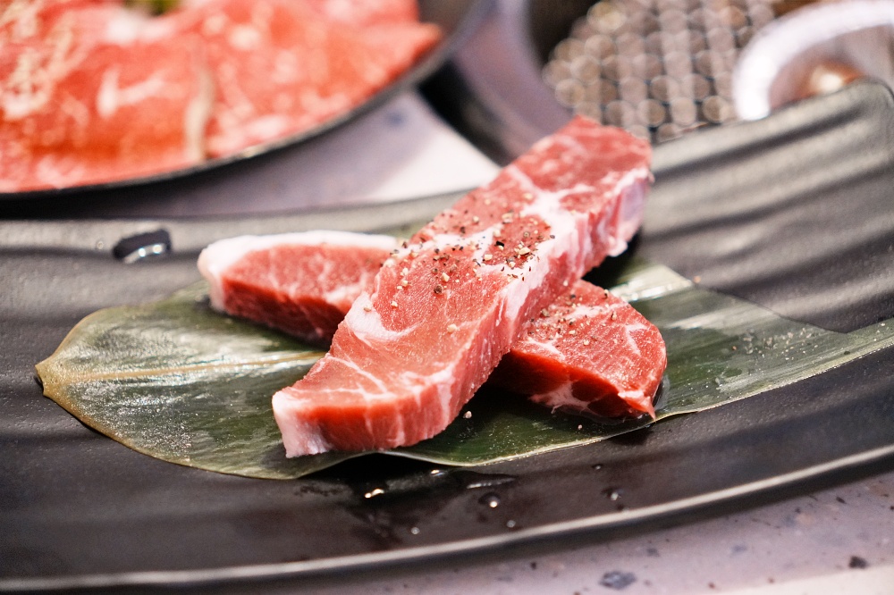 新莊燒肉吃到飽|Oh!Yaki精緻燒肉新莊店:不用一千吃和牛高檔海鮮無限大苑子喝好爽 新莊燒肉吃到飽|Oh!Yaki精緻燒肉新莊店:不用一千吃和牛高檔海鮮無限大苑子喝好爽