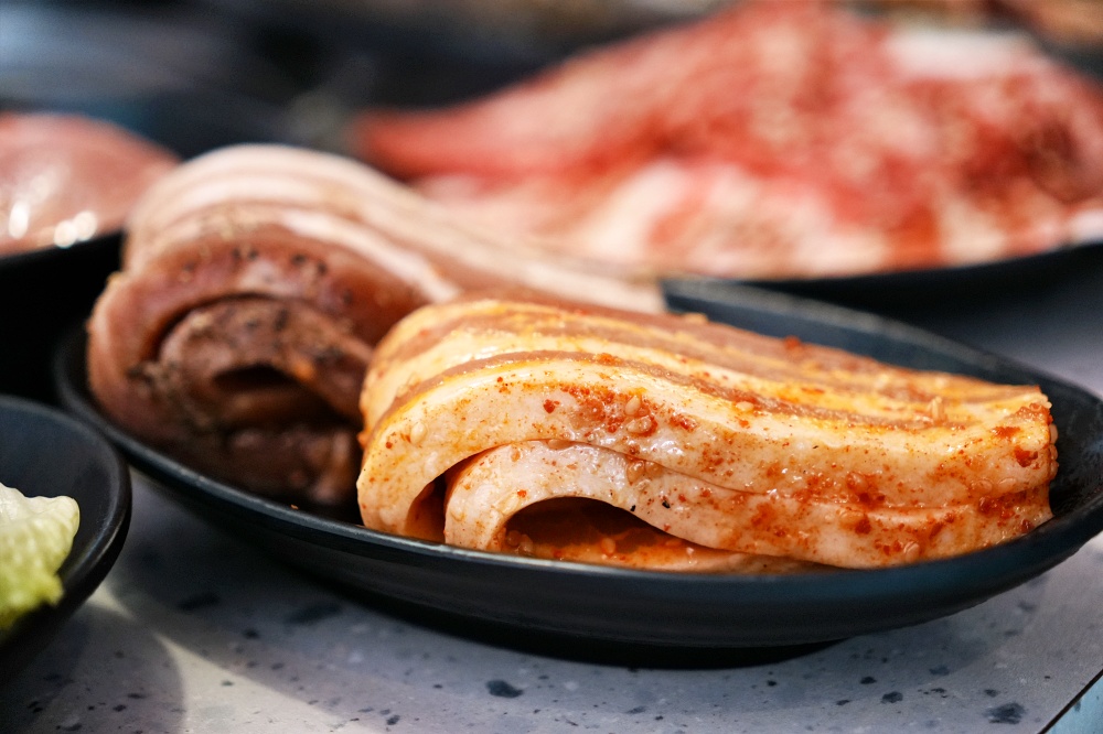 新莊燒肉吃到飽｜Oh!Yaki精緻燒肉新莊店：不用一千吃和牛高檔海鮮無限大苑子喝好爽