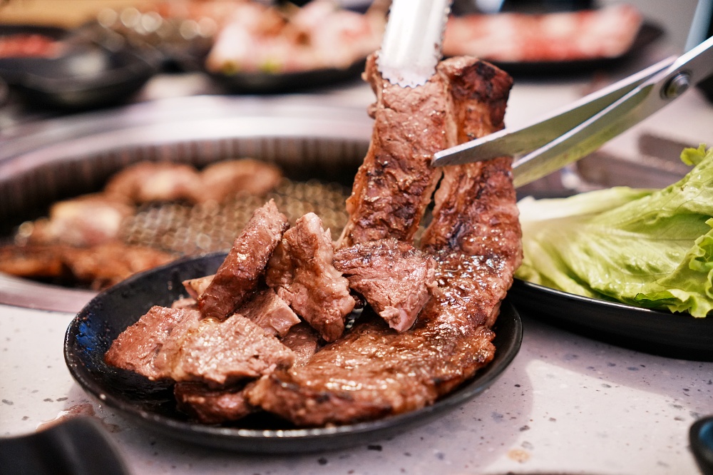 新莊燒肉吃到飽|Oh!Yaki精緻燒肉新莊店:不用一千吃和牛高檔海鮮無限大苑子喝好爽 新莊燒肉吃到飽|Oh!Yaki精緻燒肉新莊店:不用一千吃和牛高檔海鮮無限大苑子喝好爽