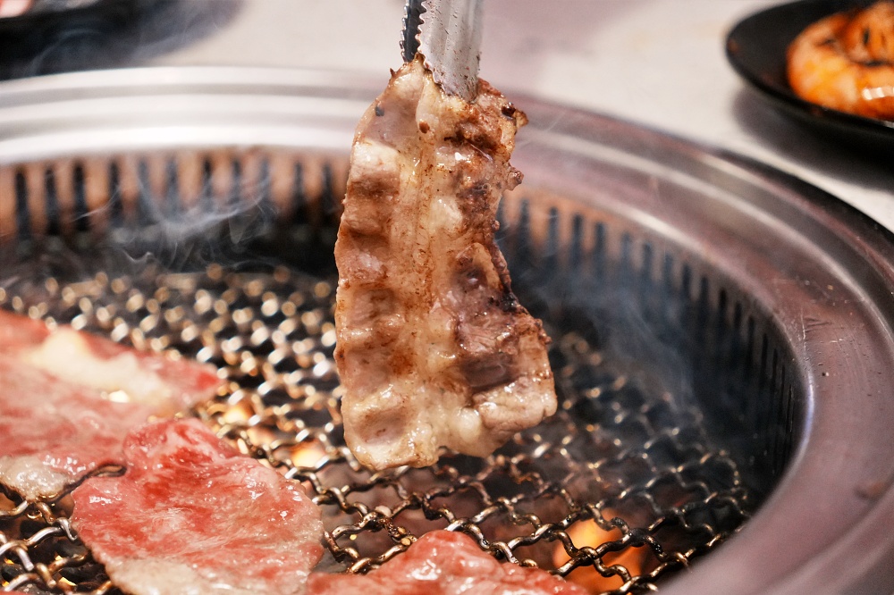 新莊燒肉吃到飽｜Oh!Yaki精緻燒肉新莊店：不用一千吃和牛高檔海鮮無限大苑子喝好爽
