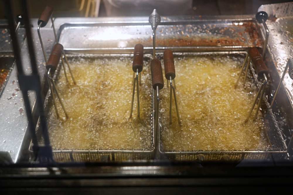 東京車站外帶美食「Zopf咖哩麵包」香濃內餡酥脆外皮吃一次就上癮