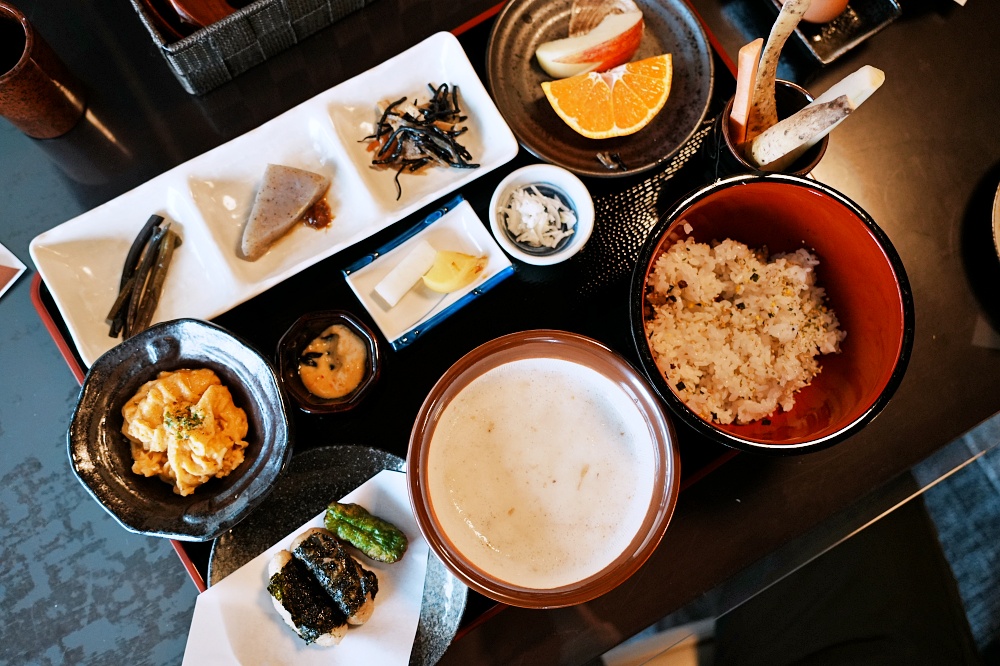 日本東北藏王美食推薦「自然薯とろろ專門店蔵王小妻坂山」農家蔬食套餐體驗 日本東北藏王美食推薦「自然薯とろろ專門店蔵王小妻坂山」農家蔬食套餐體驗