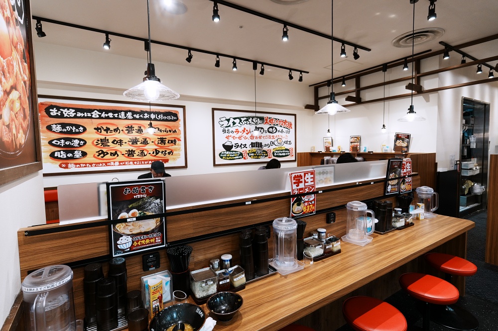 東京池袋太陽城美食「池袋壹角家拉麵」橫濱家系拉麵超濃郁豚骨拉麵叉燒大塊好過癮 東京池袋太陽城美食「池袋壹角家拉麵」橫濱家系拉麵超濃郁豚骨拉麵叉燒大塊好過癮