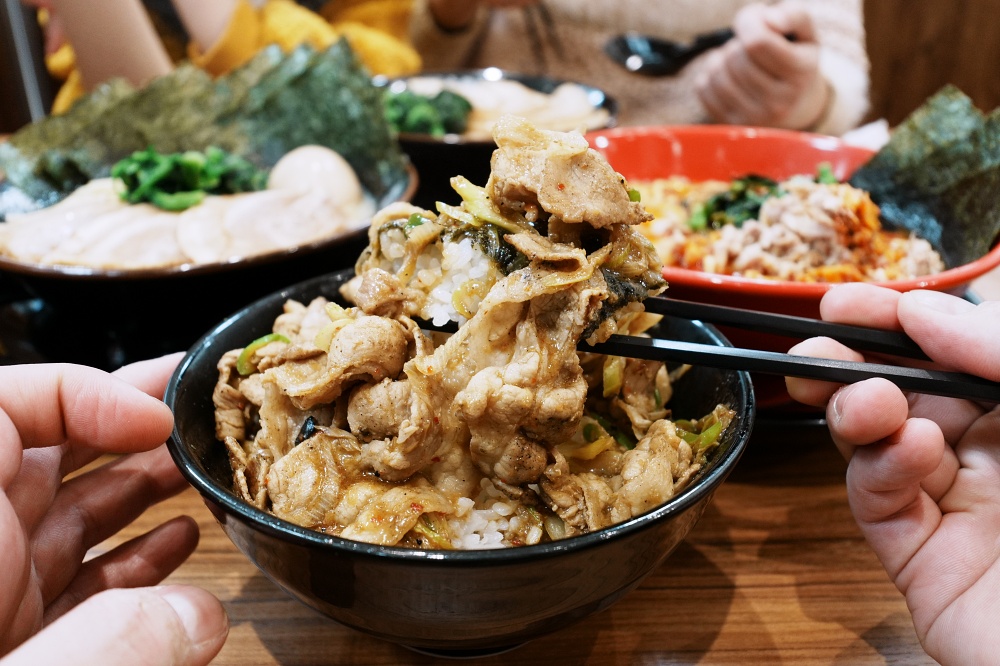 東京池袋太陽城美食「池袋壹角家拉麵」橫濱家系拉麵超濃郁豚骨拉麵叉燒大塊好過癮 東京池袋太陽城美食「池袋壹角家拉麵」橫濱家系拉麵超濃郁豚骨拉麵叉燒大塊好過癮