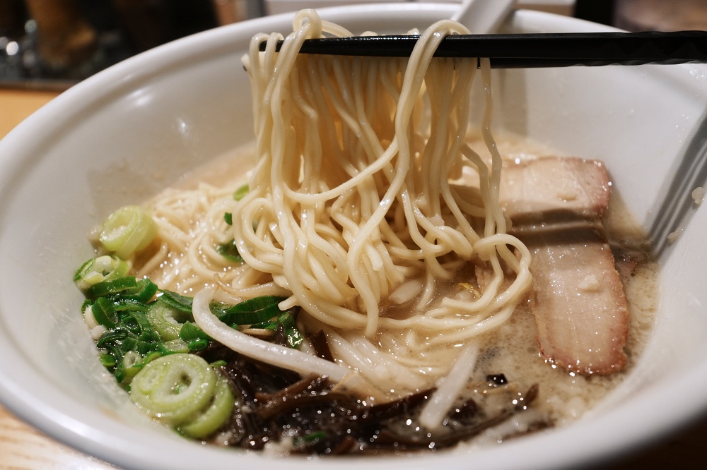 東京池袋車站美食「TOKYO豚骨BASE MADE by 一風堂」一風堂新副牌池袋店 東京池袋車站美食「TOKYO豚骨BASE MADE by 一風堂」一風堂新副牌池袋店