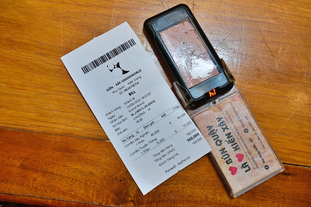 富國大世界必吃小捲米粉「Bún Quậy Kiến Xây Grand World」食材新鮮連米粉都是現場製作