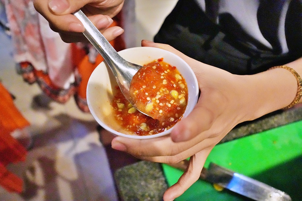 富國大世界必吃小捲米粉「Bún Quậy Kiến Xây Grand World」食材新鮮連米粉都是現場製作
