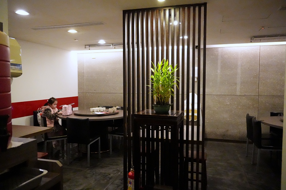 台北南京復興美食「犂園湯包館」黃仁勳美食地圖再+1絲瓜蝦仁湯包清甜鮮美薄皮多汁必點 台北南京復興美食「犂園湯包館」黃仁勳美食地圖再+1絲瓜蝦仁湯包清甜鮮美薄皮多汁必點