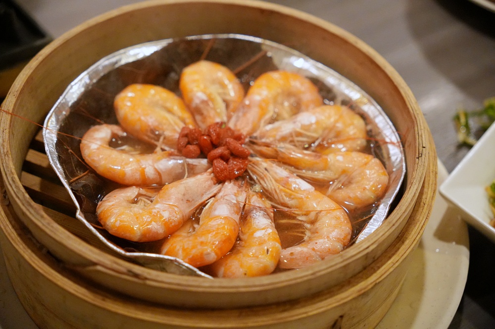 台北南京復興美食「犂園湯包館」黃仁勳美食地圖再+1絲瓜蝦仁湯包清甜鮮美薄皮多汁必點
