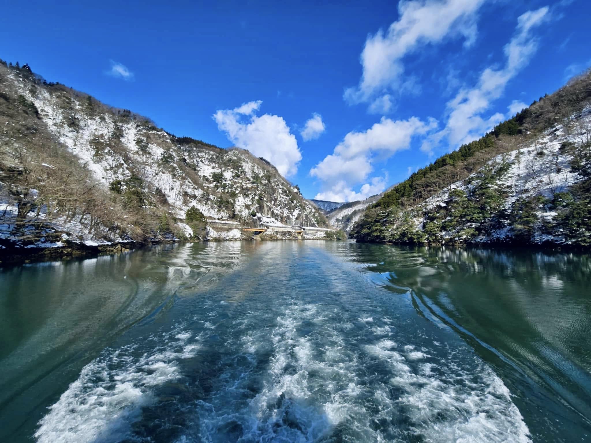 日本富山景點「庄川峽遊船」探索日本隱藏版雪溪谷的絕美自然景觀 日本富山景點「庄川峽遊船」探索日本隱藏版雪溪谷的絕美自然景觀