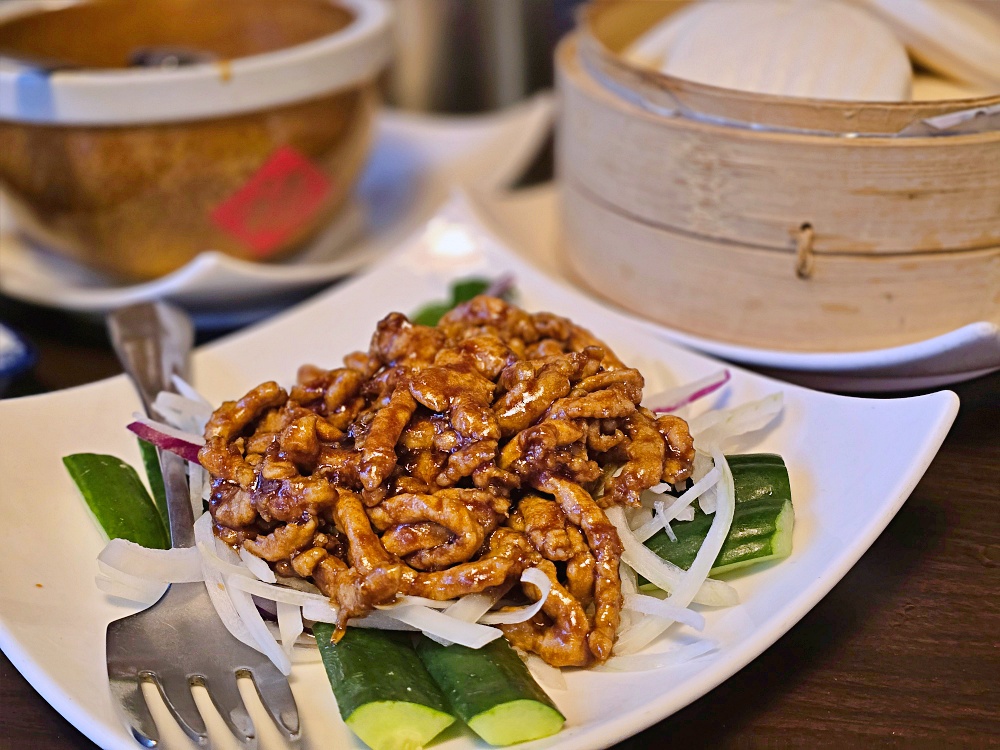台北南港中式餐廳「餡老滿」台北北京風味餐廳老滿火鍋料多味美好過癮