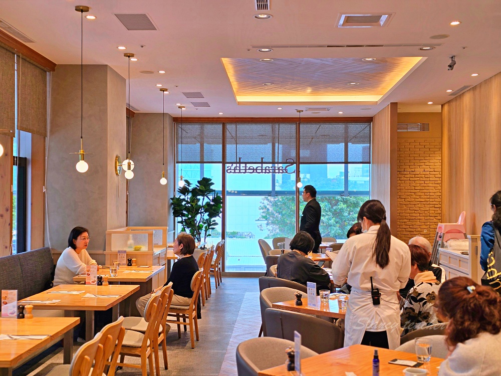 天母SOGO餐廳｜Sarabeth’s紐約早餐女王最愛澄金鮭魚起司美式炒蛋奶油蕃茄濃湯必點