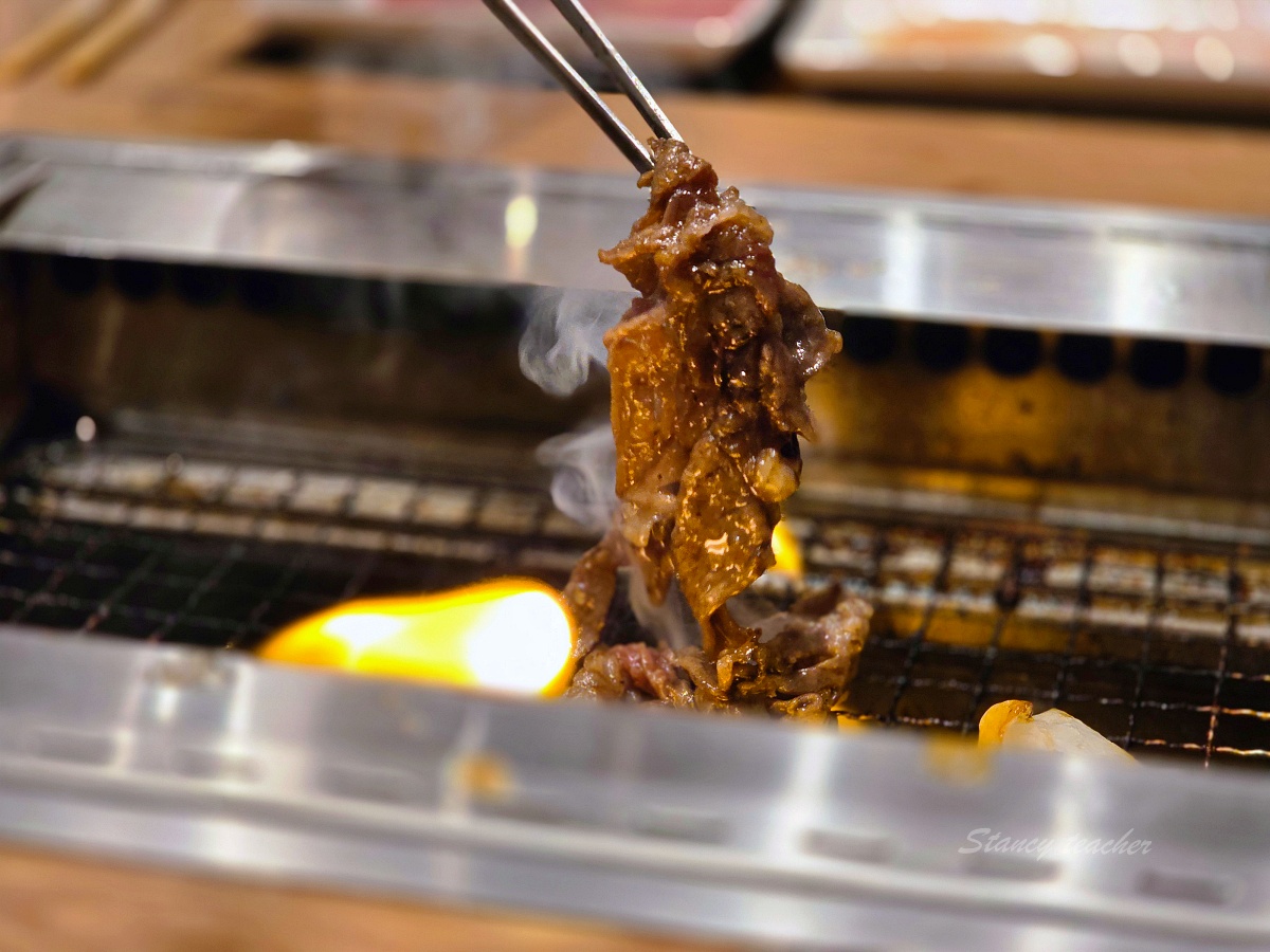 名古屋中部國際機場美食街必吃「Yakiniku Like一人燒肉」高CP和牛燒肉套餐