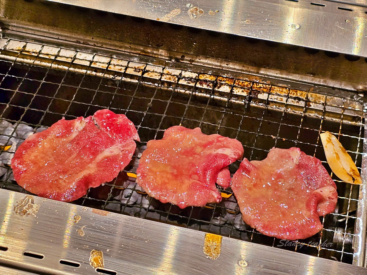 名古屋中部國際機場美食街必吃「Yakiniku Like一人燒肉」高CP和牛燒肉套餐