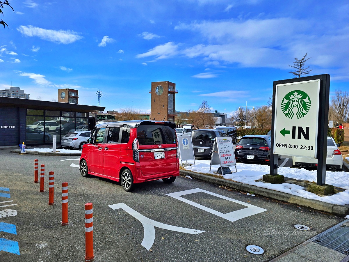 富山線「富岩運河環水公園」全攻略，竟然還有世界最美星巴克在雪中童話世界！