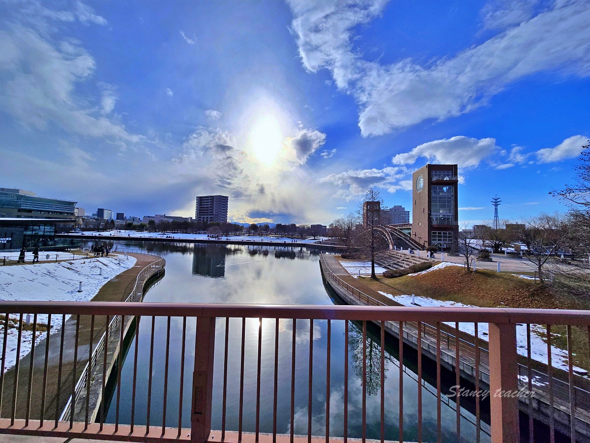 富山線「富岩運河環水公園」全攻略，竟然還有世界最美星巴克在雪中童話世界！