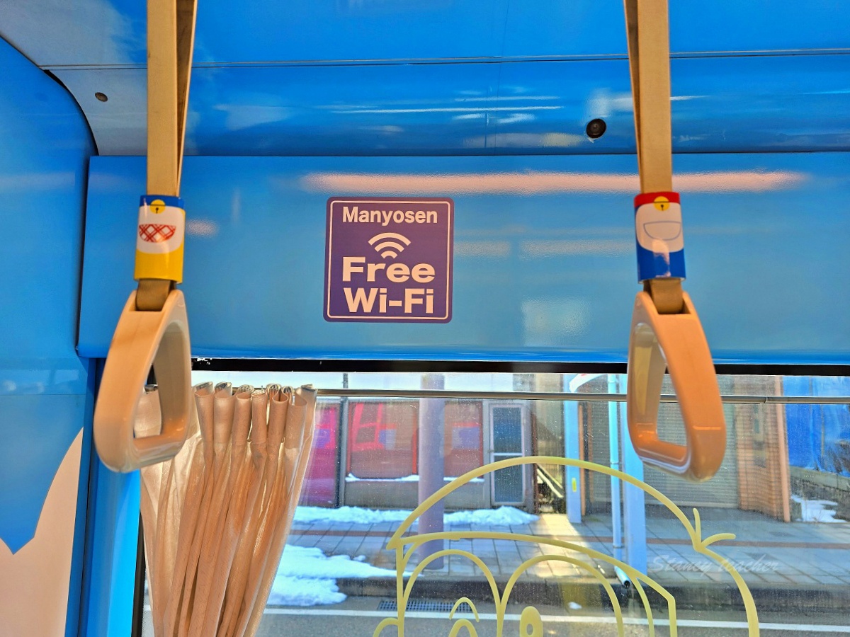 搭乘哆啦A夢電車的完整心得：從高岡到米島口的奇妙之旅