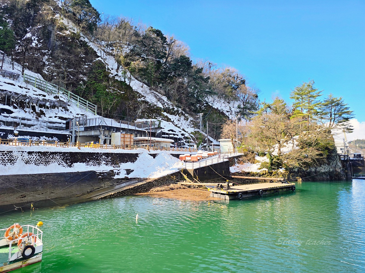 日本富山景點「庄川峽遊船」探索日本隱藏版雪溪谷的絕美自然景觀