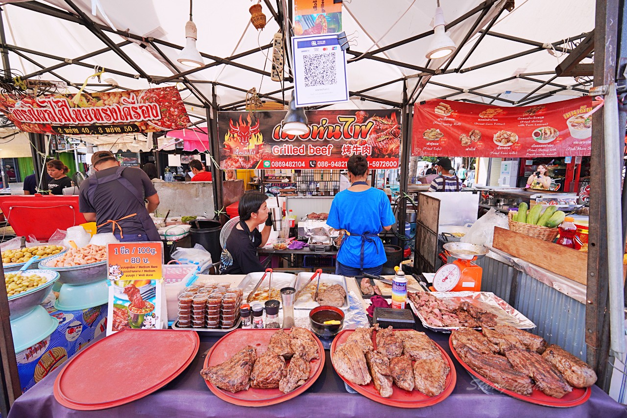普吉島夜市「青蛙夜市攻略」乾淨舒適超多好吃攤位必吃美食推薦