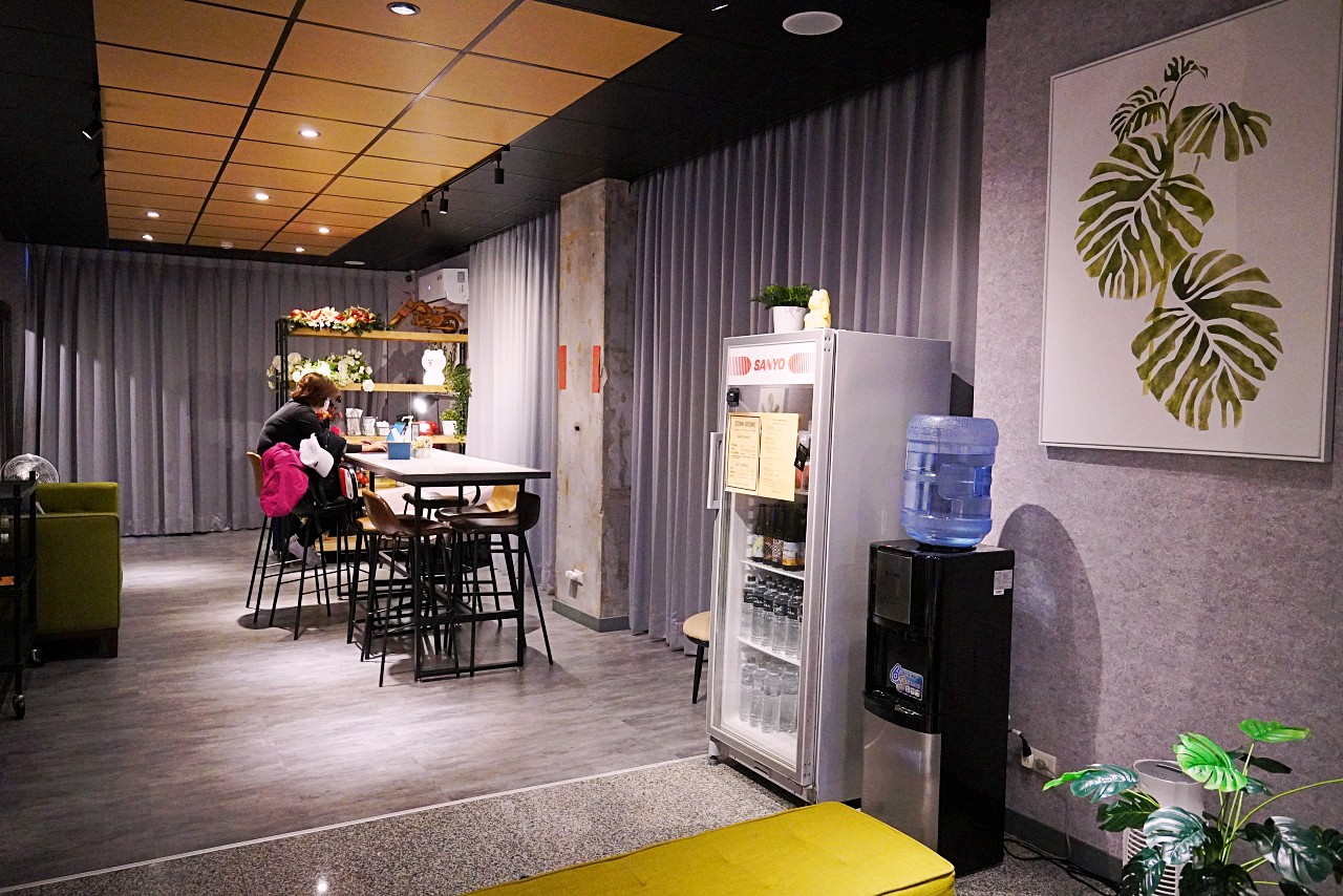 【澎湖住宿】澎湖平價親子飯店推薦馬公市中心「和寓旅店」地理位置優越超多美食吃不完