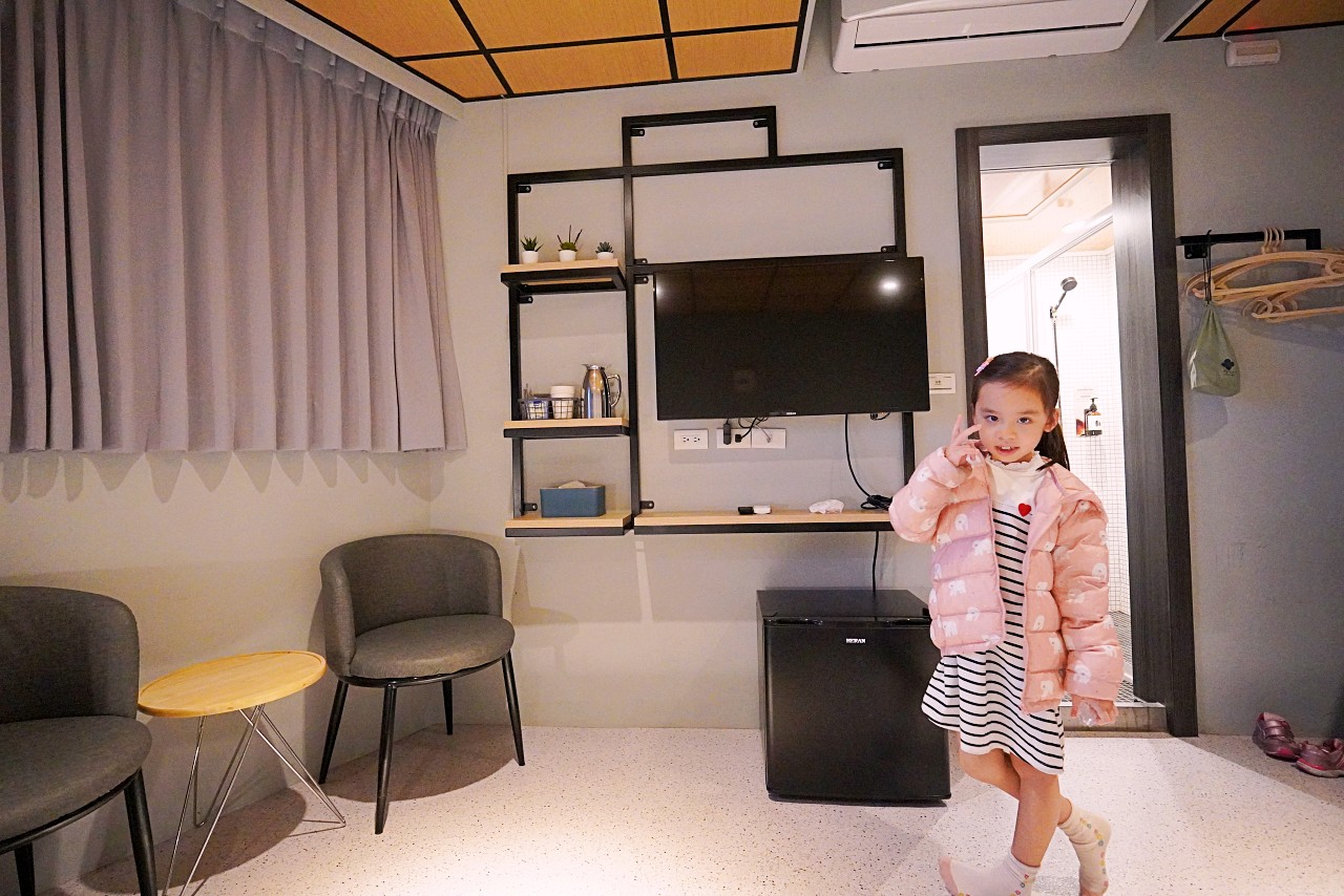 【澎湖住宿】澎湖平價親子飯店推薦馬公市中心「和寓旅店」地理位置優越超多美食吃不完