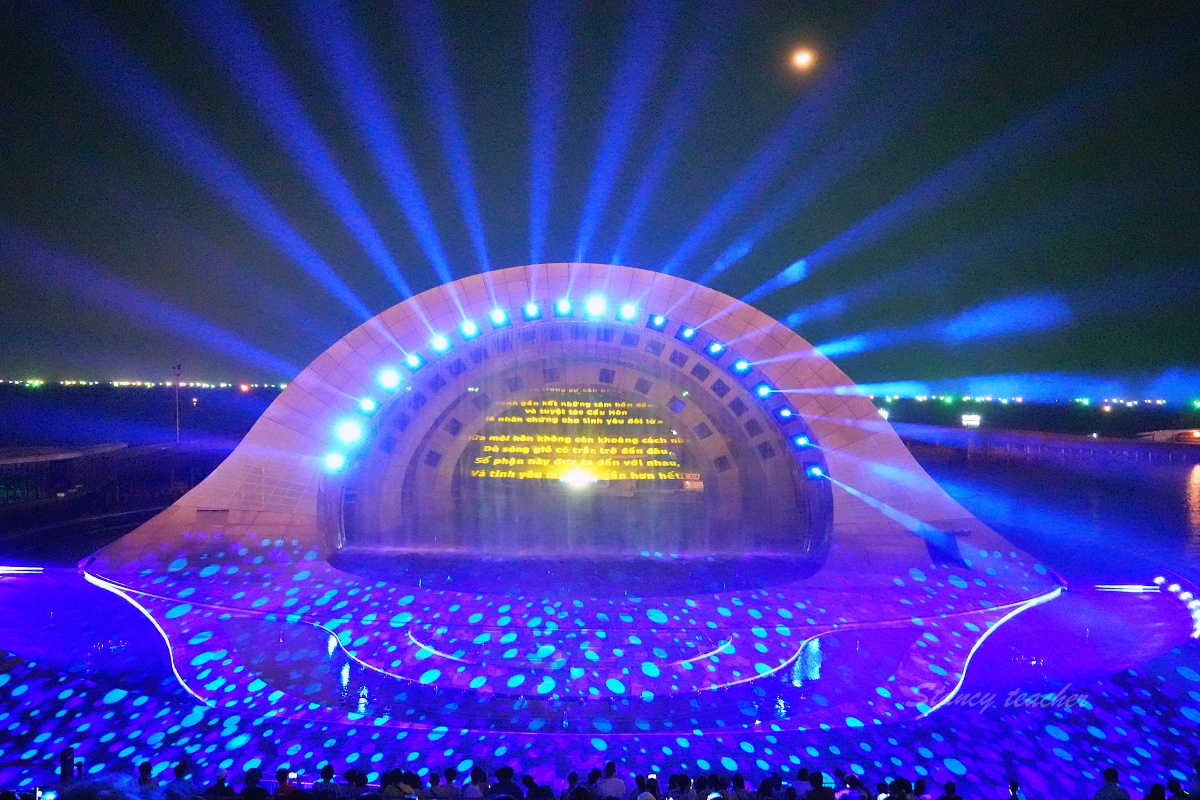 富國島【海洋之吻】Kiss of the Sea Show：世界最大海洋劇場煙火秀超威必看