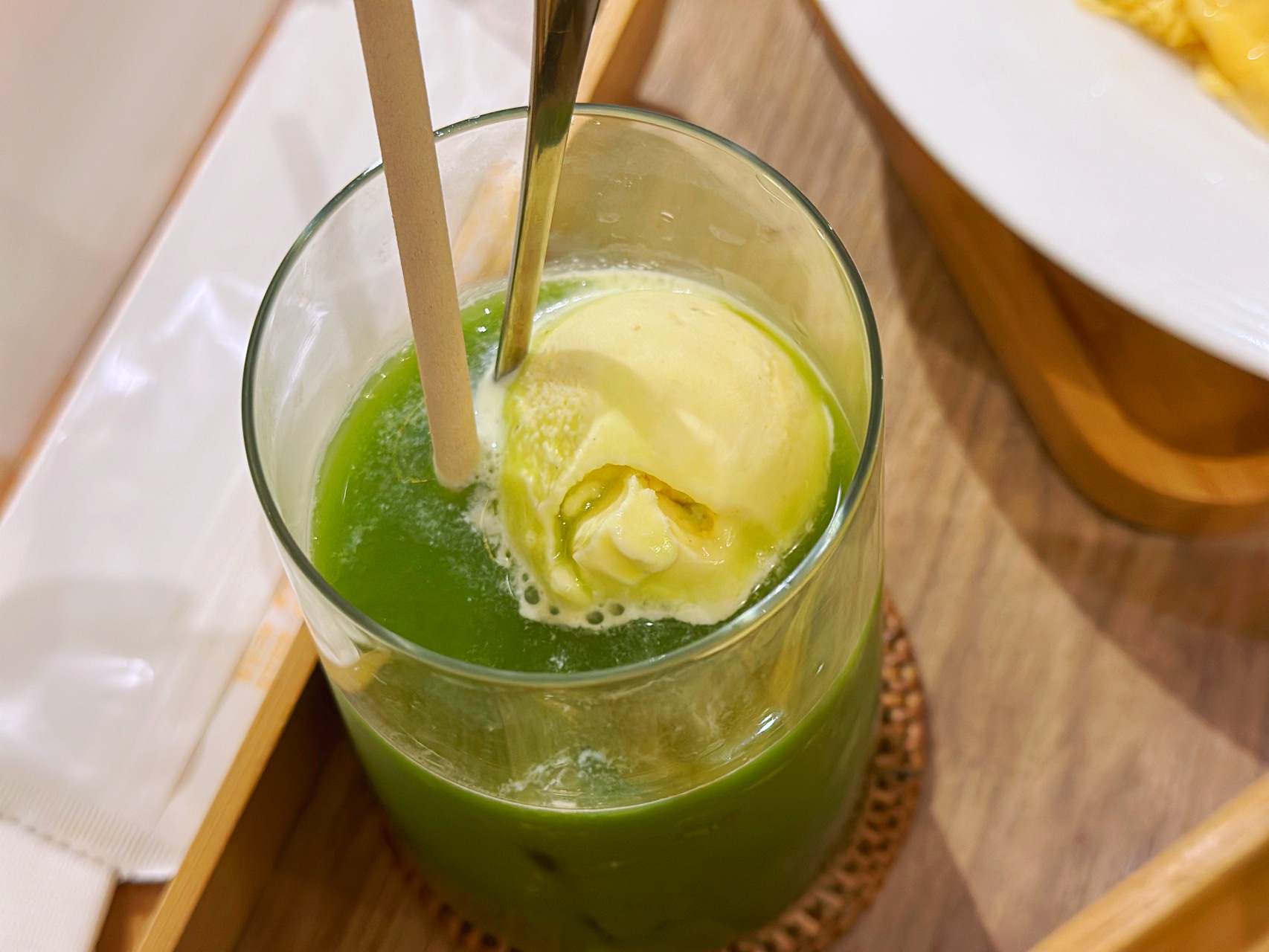 大直美麗華百貨美食「杏桃鬆餅屋」不只鬆餅好吃正餐咖哩歐姆蛋也很厲害